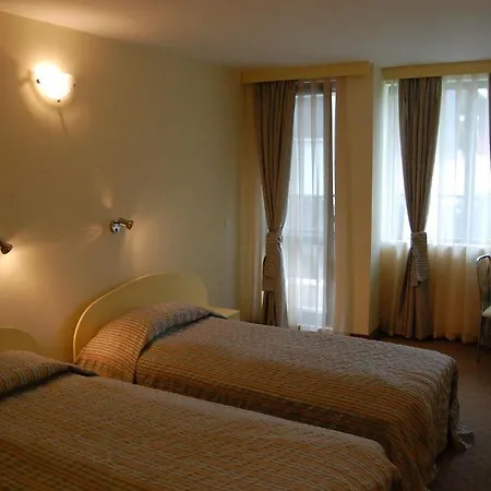 Hotel Family Familia Treavna